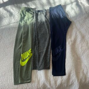 Set Lot of three Nike Leggings Running Dry Fit Size M women’s great condition